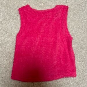 Hot pink fuzzy cropped tank!